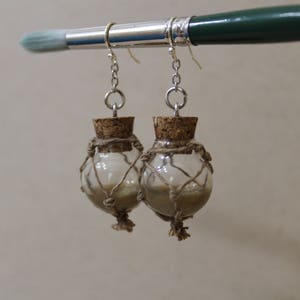 Elixir bottle earrings, steampunk earrings, potion bottle, bottle with twine string, apothecary, old bottle, steampunk elixir bottle, glass