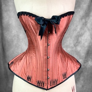 corsetti vittoriani taglie forti
