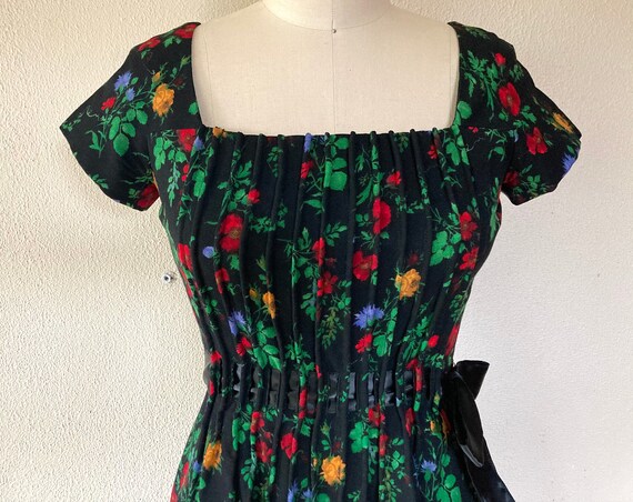1960s Black floral wool dress - image 5