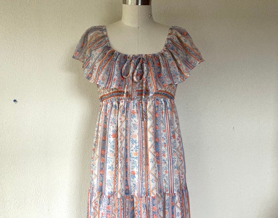 1970s Floral tiered maxi dress - image 2