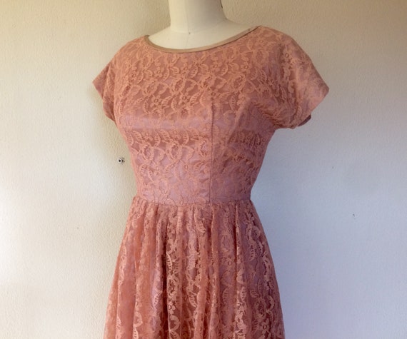 1960s Dusty rose lace dress