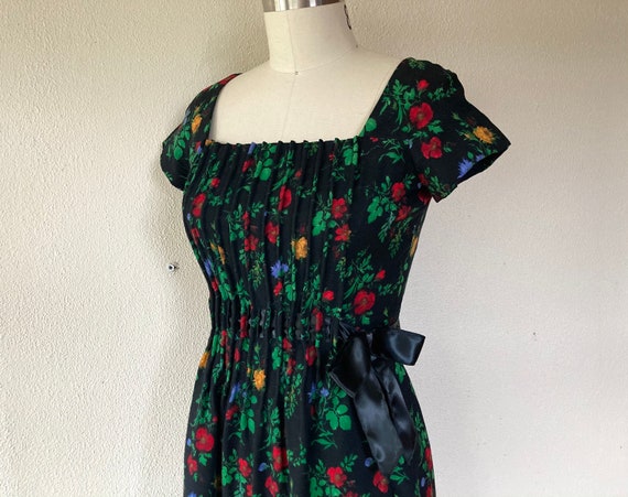 1960s Black floral wool dress - image 2