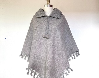 1970’s Oatmeal wool cape poncho with crocheted collar and fringe