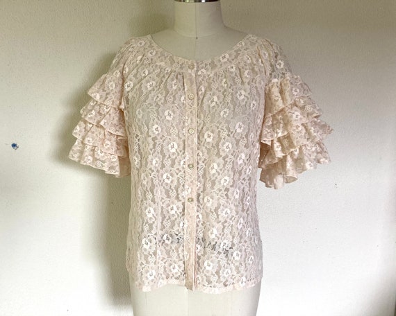1960s Cream lace blouse with ruffled sleeves