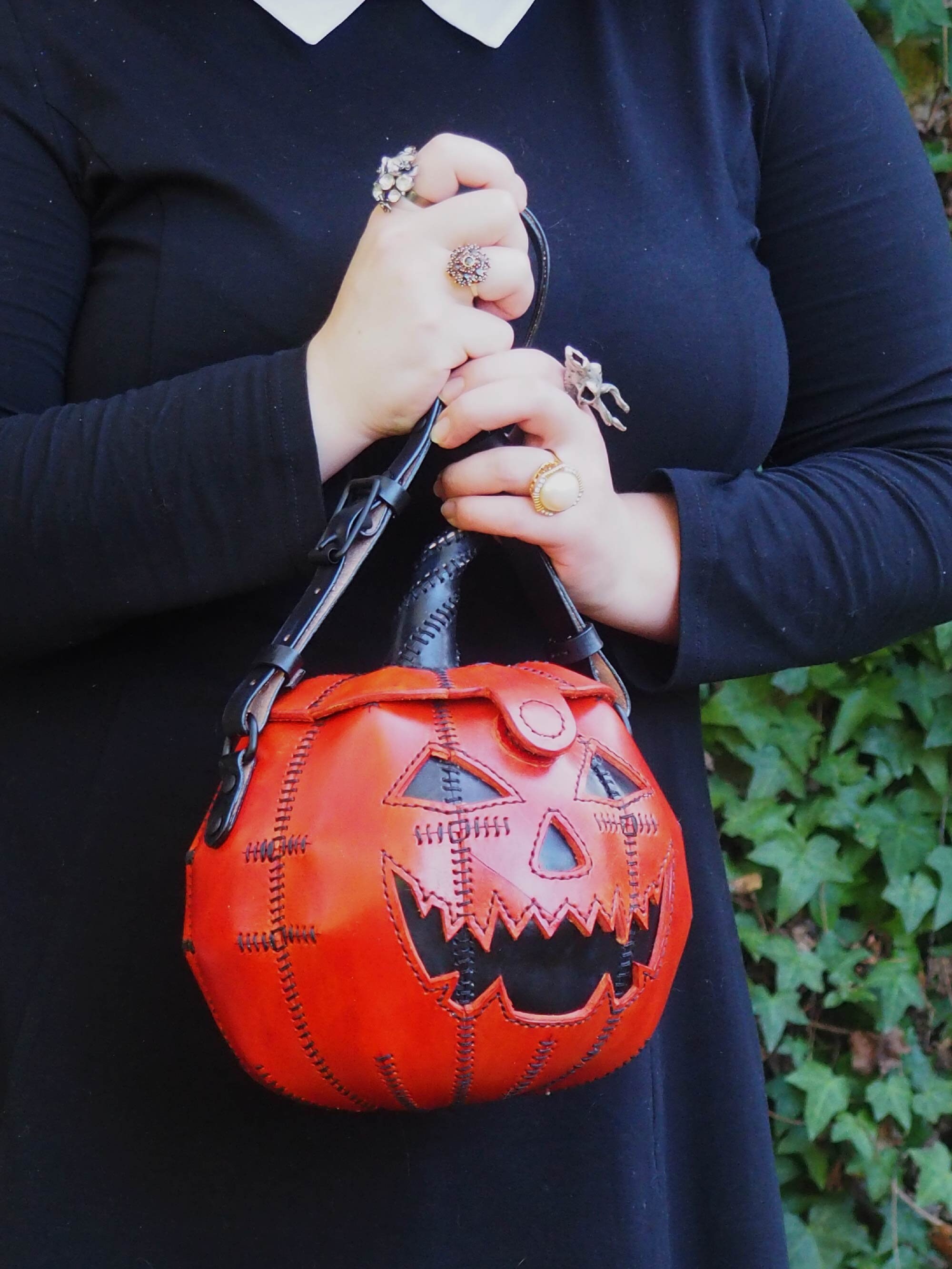 halloween purse pumpkin
