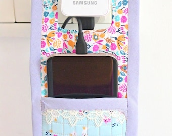 Quilted phone charger holder pattern, phone charger holder, mobile charger holder tutorial, how to sew a phone charger holder