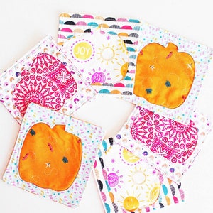 Reverse applique pumpkin coasters, pumpkin coasters pattern, coasters sewing pattern, reverse applique technique, applique pattern