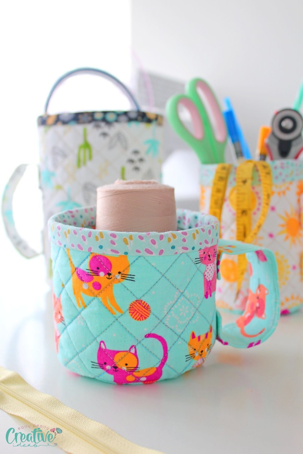 Quilted Mugs Tutorial, Fabric Containers Tutorial, Quilted Cups Tutorial, Quilted Mugs, Quilted