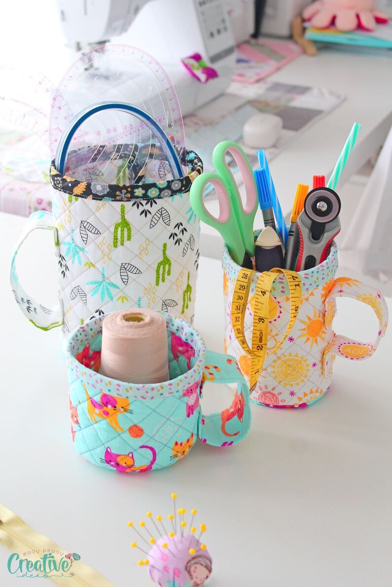 Quilted Mugs Tutorial, Fabric Containers Tutorial, Quilted Cups Tutorial, Quilted Mugs, Quilted