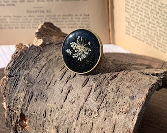 Pressed Queen Annes Lace Flower Ring, Resin Terrarium Jewelry