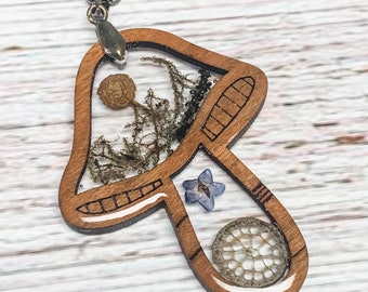 Real Mushroom Necklace, real dried mushroom necklace, hand painted gold mushrooms and moss fairy jewelry, gifts for her, tiny mushrooms
