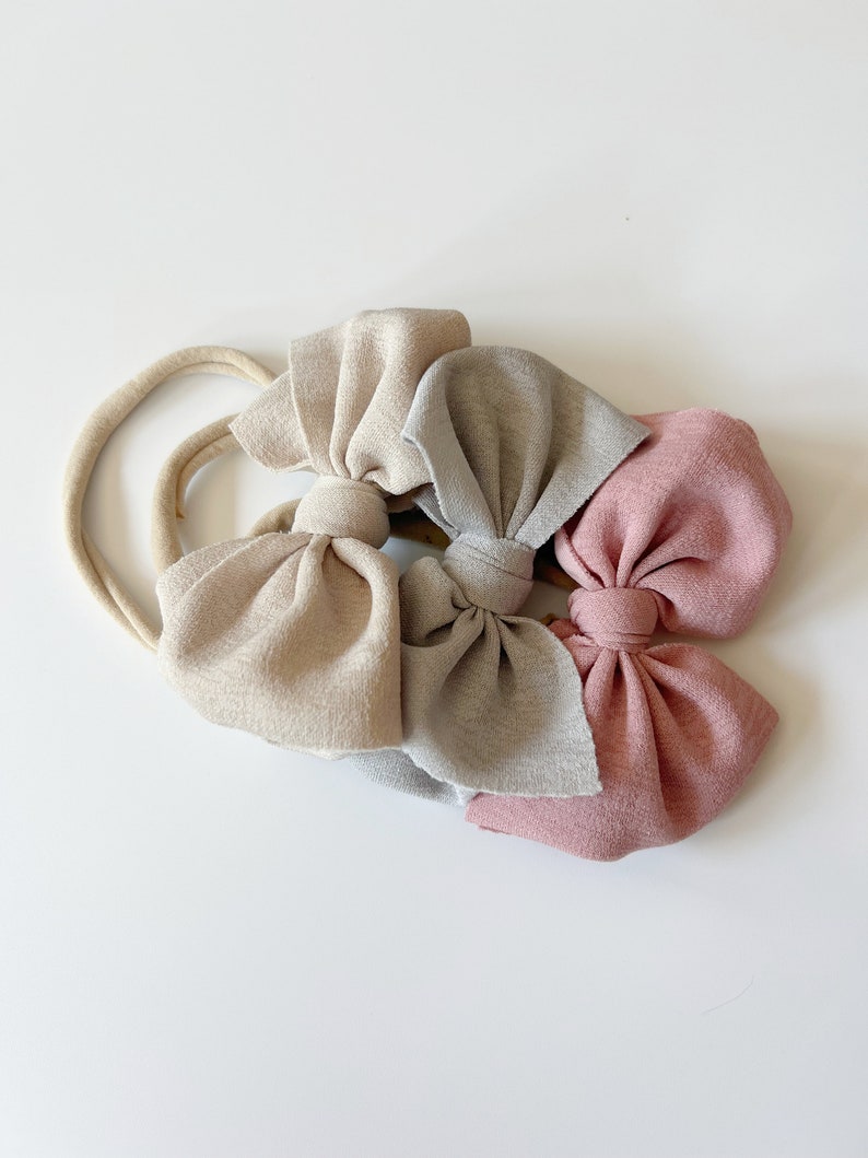 baby headband beige, Neutral Baby Headband Set, Linen Look Baby Bows, Baby Girl Bow Set, Newborn Headbands, boho baby bow, girls hair bows image 9