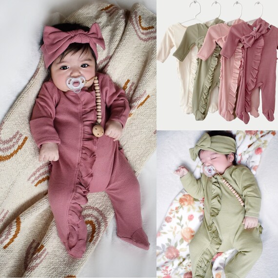 Bambini Newborn Baby Gowns Cotton Lap Shoulder with Mittens Cuff Unisex Gown,  2-Piece - Walmart.com