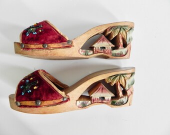 Vintage 30s Carved Wood Wedge Heel Shoes with Jungle Hut