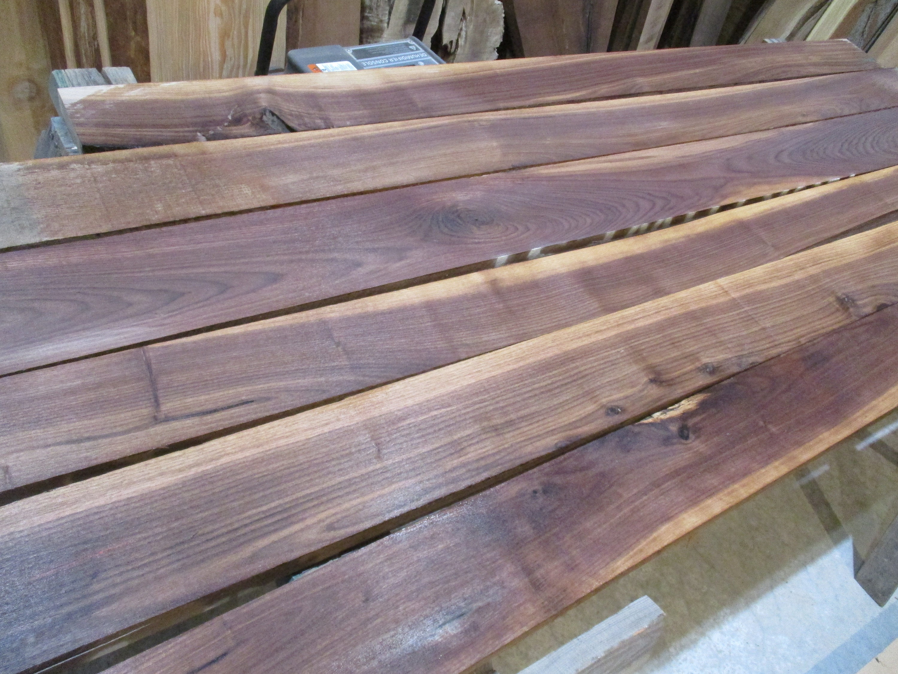 wood and wood 契-CHIGIRI-[Walnut] Rich Wood Patterns of Interior Finishes ⋆ Bodaq® by Hyundai®