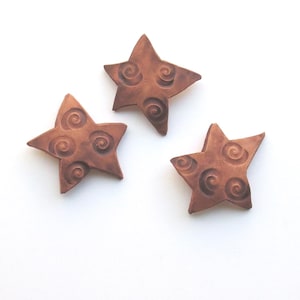 Terracotta Pottery Stars Wall Hanging: Earthy Brown Bohemian Decor, Set of 3
