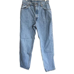 Womens Levis 550 Mom Jeans Cotton 90&#39;s Light Wash Relaxed Fit Tapered Leg 10 M USA High Rise