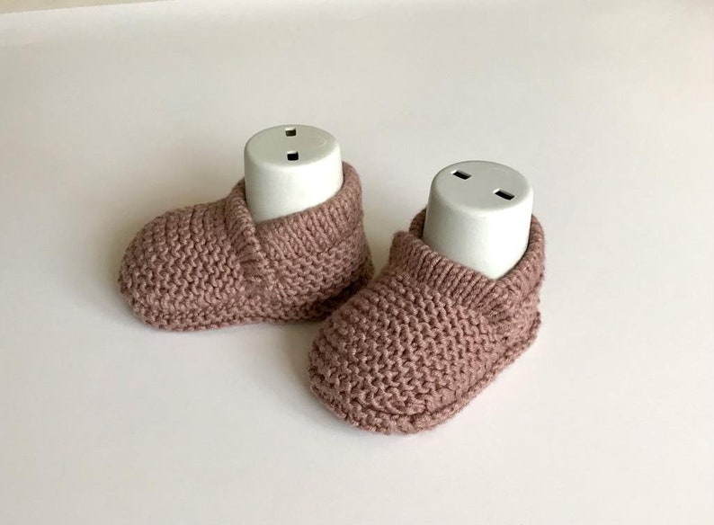 Baby Booties KNITTING PATTERN l Sizes 6-9 months Very detailed instructions Instant pdf download image 2