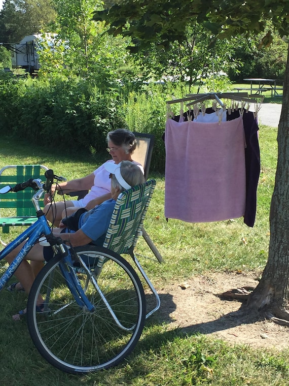 Handgefertigter Wäscheständer für Camping/Jagd, Reisen mit Baby, Geschenk für neue Wohnmobilbesitzer. Trocknet Handtücher und Anzüge. Hergestellt in den USA