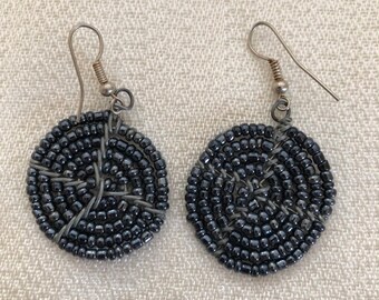 Support women! Earrings from Samburu Kenya
