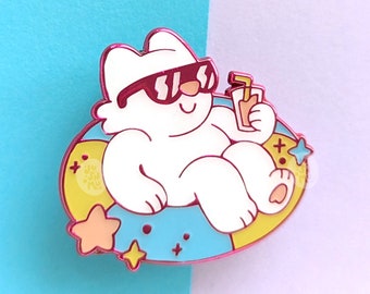 Chillin' Kitten Enamel Pin