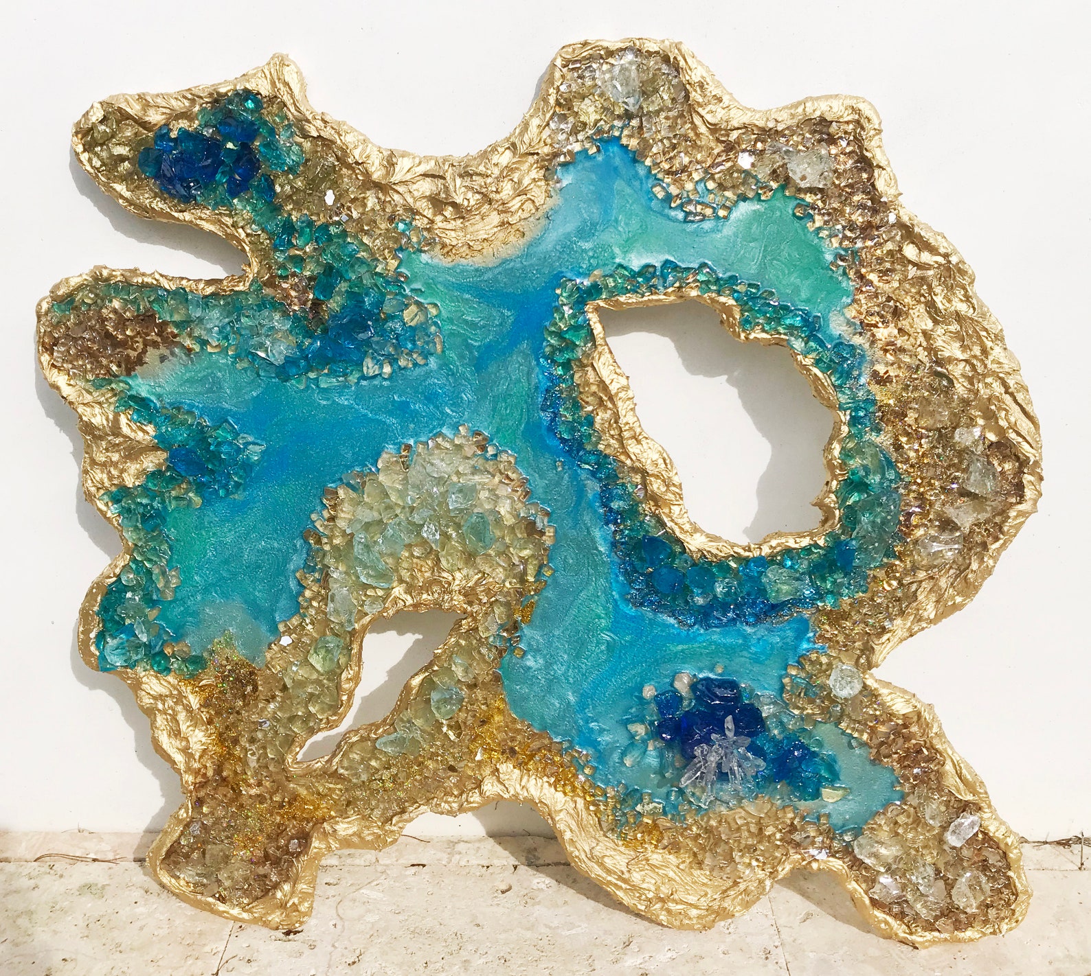 Medium Blue Geode with Quartz cluster Resin Art / Geode / Etsy