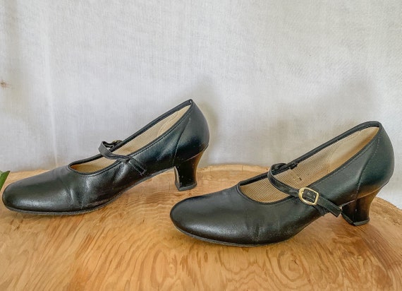 Vintage Mary Janes / 1960s Black Mary Jane Shoes … - image 4