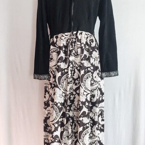 Vintage 1960s 70s Gown / 60s 1970s Long Dress Knit Top, Metallic Lurex Trim, Paisley Print Skirt Maxi Dress / Black & White Dress Sz Medium image 2