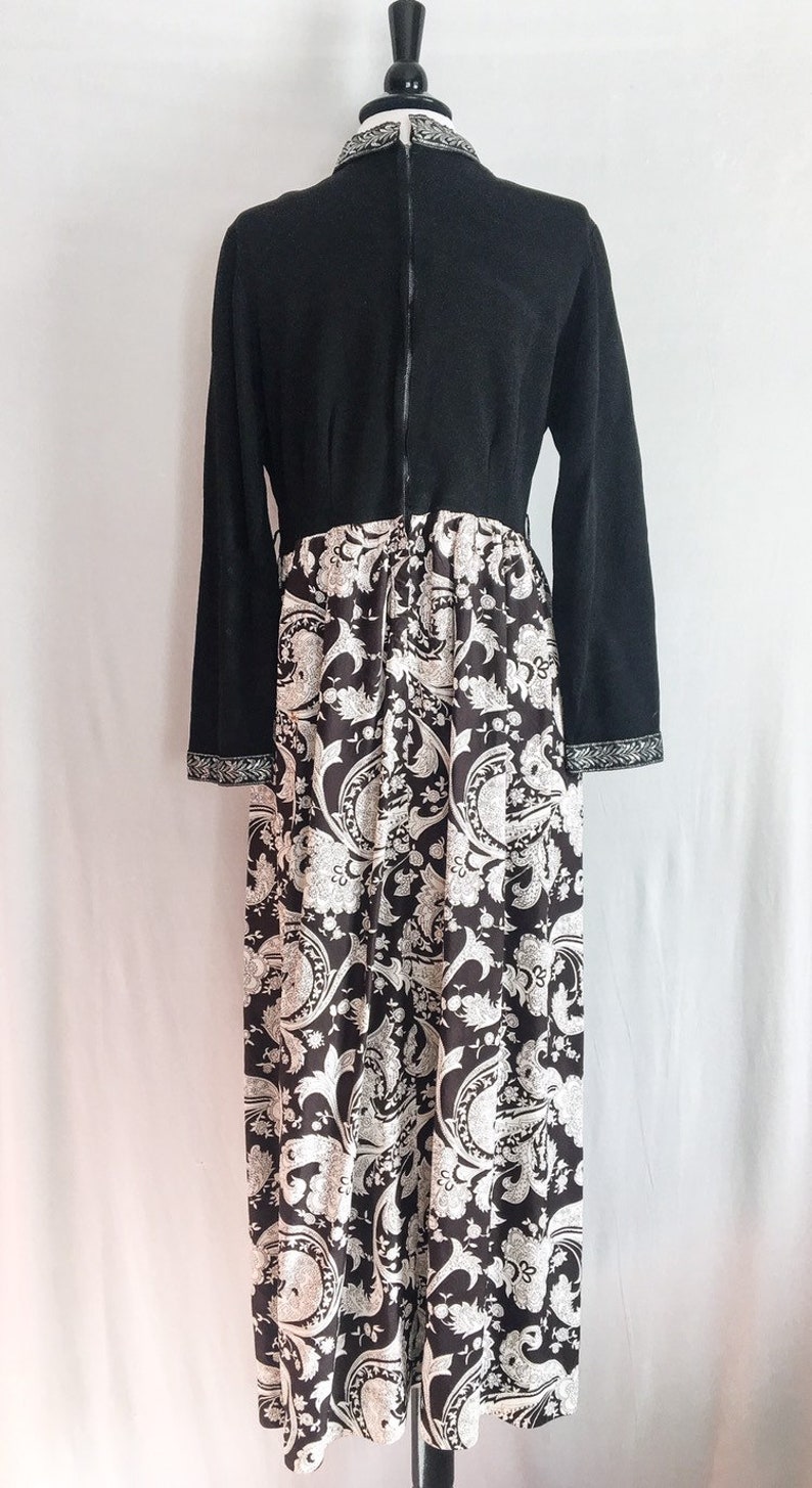 Vintage 1960s 70s Gown / 60s 1970s Long Dress Knit Top, Metallic Lurex Trim, Paisley Print Skirt Maxi Dress / Black & White Dress Sz Medium image 2