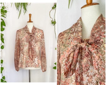 Jaren 70 doorschijnende bloemenblouse, Lady Carol vintage top met gestrikte voorkant