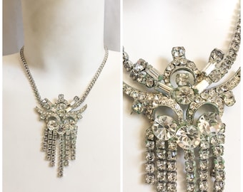 1920s 1930s Art Deco Art Nouveau Silver Screen Starlet Crystal Rhinestone Necklace / Clear Crystal & Silver Big Statement Fringe Rhinestones