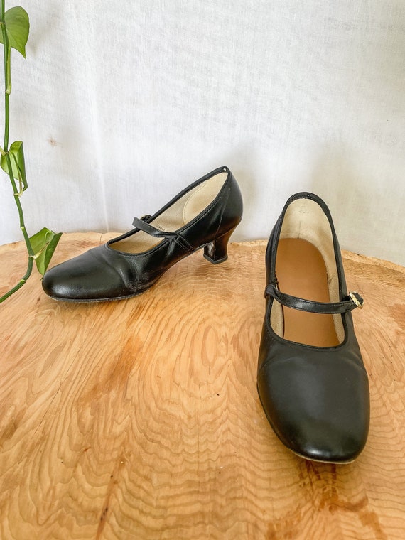 Vintage Mary Janes / 1960s Black Mary Jane Shoes … - image 2