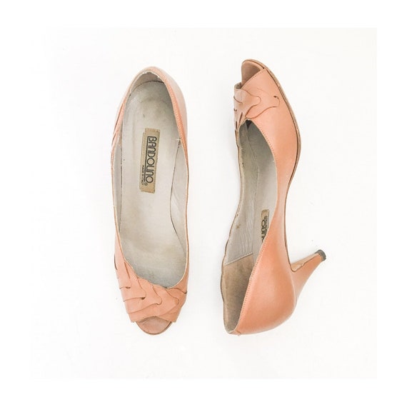 peach kitten heel shoes