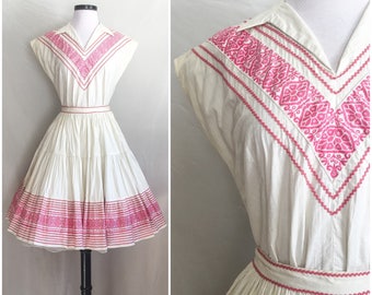 1950s Dress Set / Southwest Dress Set / 50s Native, Patio, Fiesta Thunderbird Fashions Skirt And Top Set / White & Pink Patio Dress Sz Small