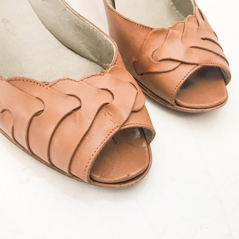 bandolino slip on shoes