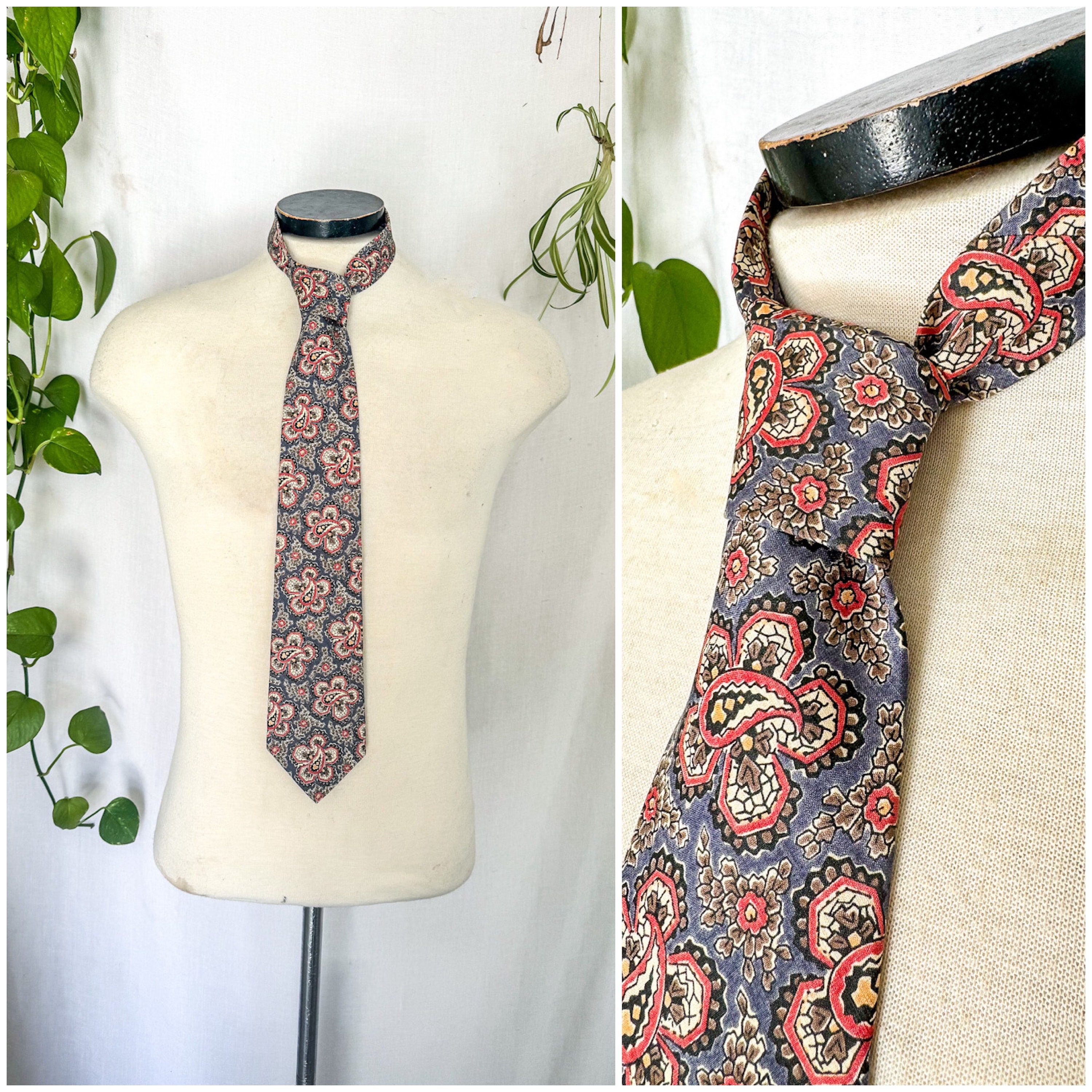 Mens Vintage Silk Necktie, 1970s Paisley Tie