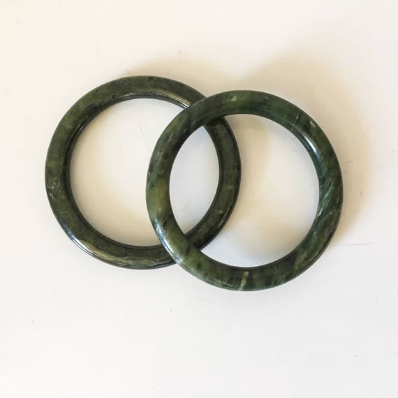 Vintage Jade Bangles // A PAIR of Jade Bangles //… - image 2