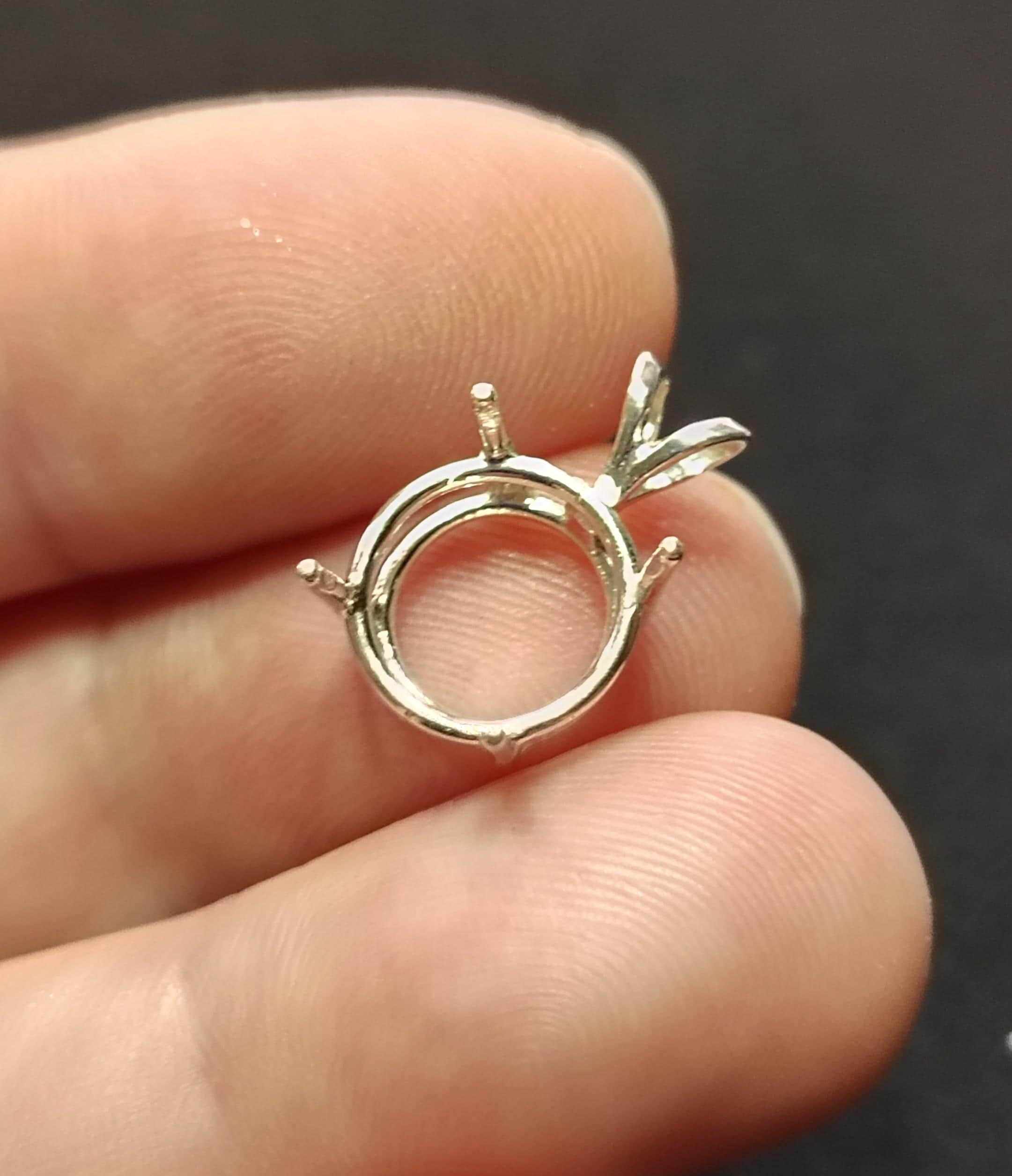 ROUND (4mm -25mm)  Sterling Silver Pre-Notched Pendant Setting (ID# 161-010)