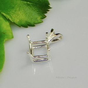 Eckige 4 Zacken (6 mm -11 mm) Sterling Silber Anhängerfassung (ID# 161-070)