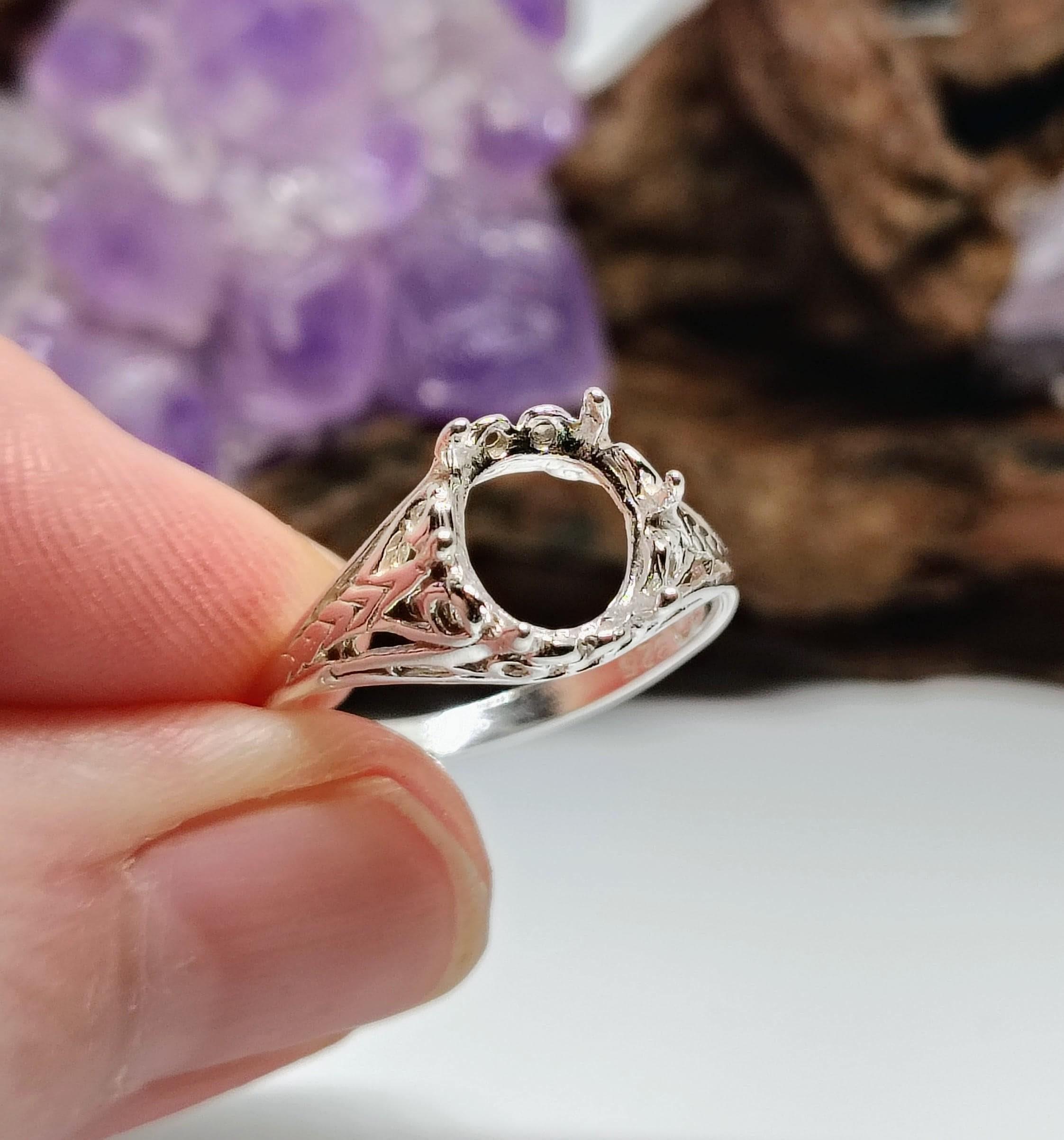 9x7 Oval Filigree Sterling Silver Pre-Notched RING Setting (E35-RO-1002)