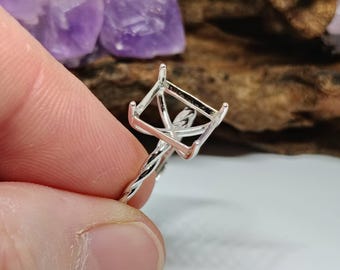 NEU! Smaragd Solitär gedrehte Öse (8x6 - 10 x 8 mm) Rhodium Sterling Silber Vorgekerbte Ringfassung (W15-RE-1)