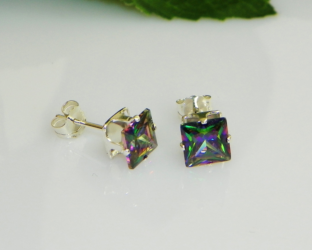 Orecchini Pendenti Quadrati Verdi, In Resina, Con Perno In Acciaio