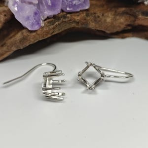 Fyrkantiga 8-stifts örhängen (10 mm) i sterlingsilver med förskårnade örhängen (ID#EW-164-178)