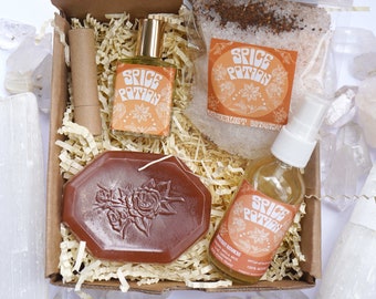 Pumpkin Spice spa gift box,  pumpkin spice soap, pumpkin spice gifts, pumpkin spice essential oil, Fall witchy gift box, fall gift box