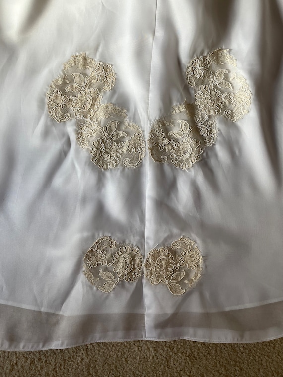 Detached fully lined 1970s train - image 3