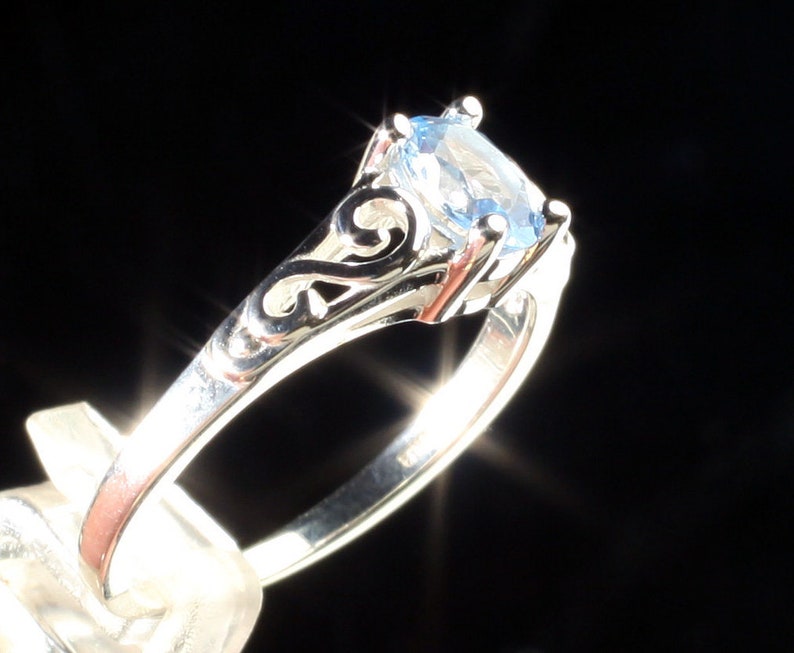 925 Sterling Genuine Aquamarine Halo Diamond Gemstone Engagement Birthstone Ring