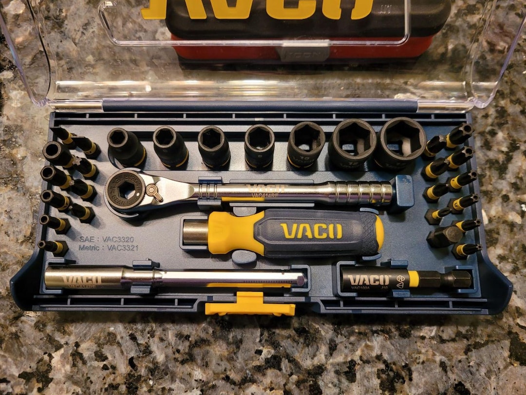 32 Piece Metric Ratcheting Wrench And Socket Set, 1/4-inch Ratchet, Extension, Adapter, 7 Impact Sockets, 20 Bits, Case, VACO VAC3321 - Australia