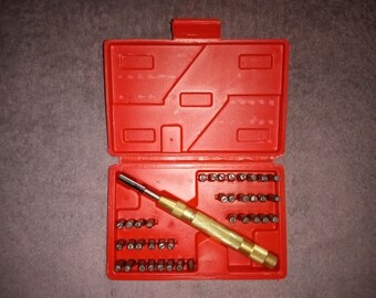 5/32 po., outil de poinçonnage automatique de 4 mm Jeu d'estampes automatiques sans marteau, kit, lettres majuscules et chiffres ; Métal, bois, plastique et cuir