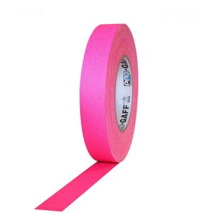 Ruban adhésif rose fluo ; Ruban adhésif résistant à l'eau, résistant à l'eau et polyvalent de qualité professionnelle, 1 po. x 55 m. Plus solide que le ruban adhésif