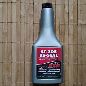 ATP AT-205 Re-Seal Stops Leaks, Automotive, 8 Ounce Bottle; Seals and Gaskets Repair
